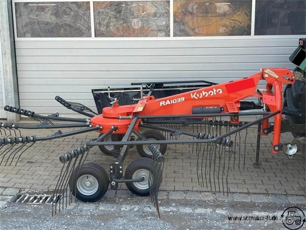 Kubota RA 1039 Swathers \ Windrowers