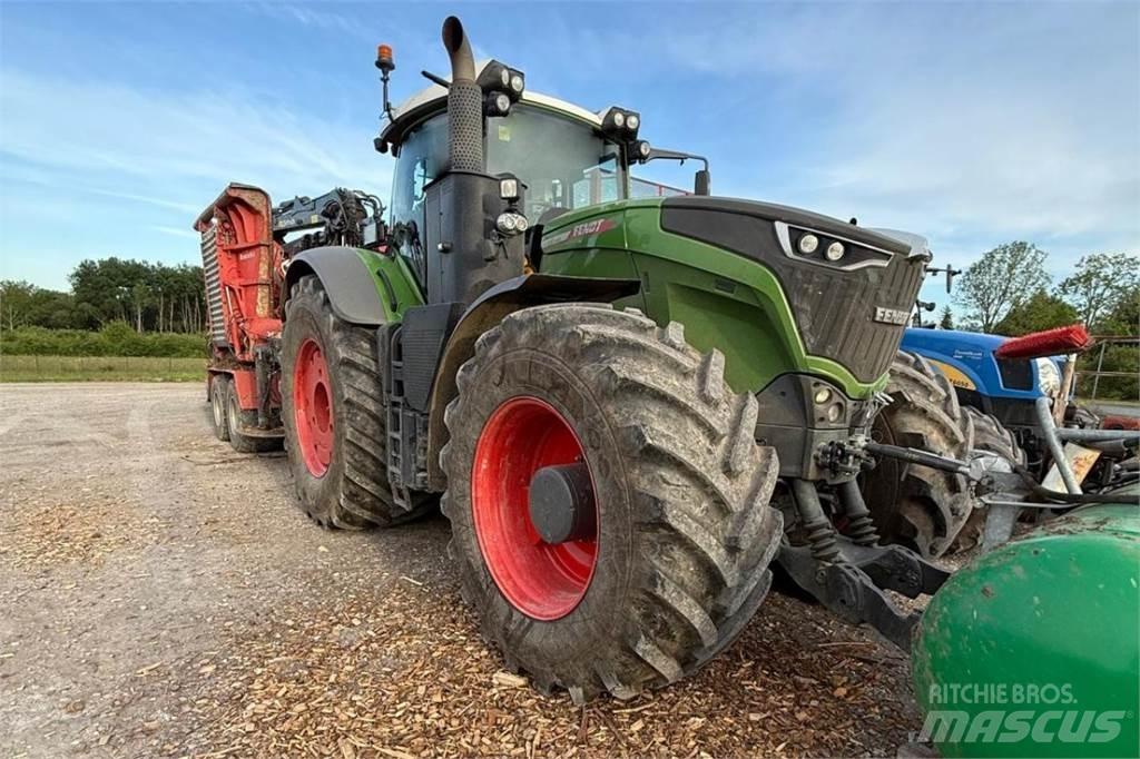 Fendt 1050 Tractors