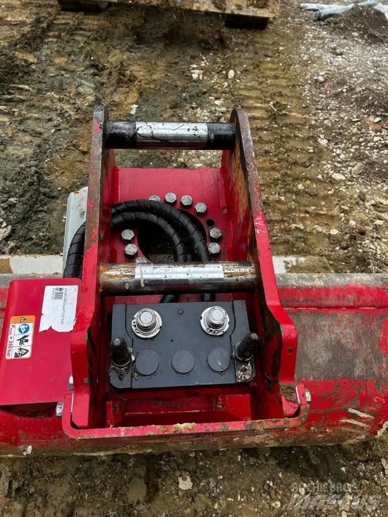Takeuchi TB 290 Mini excavators  7t - 12t