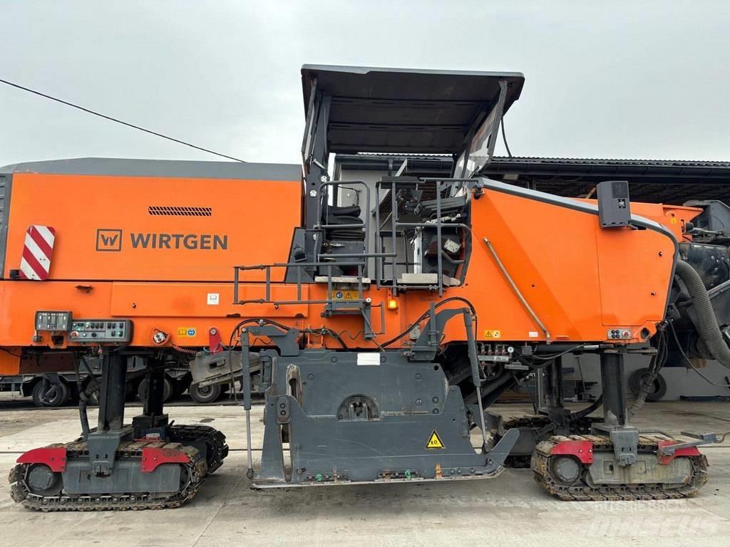 Wirtgen W 210i Asphalt cold milling machines