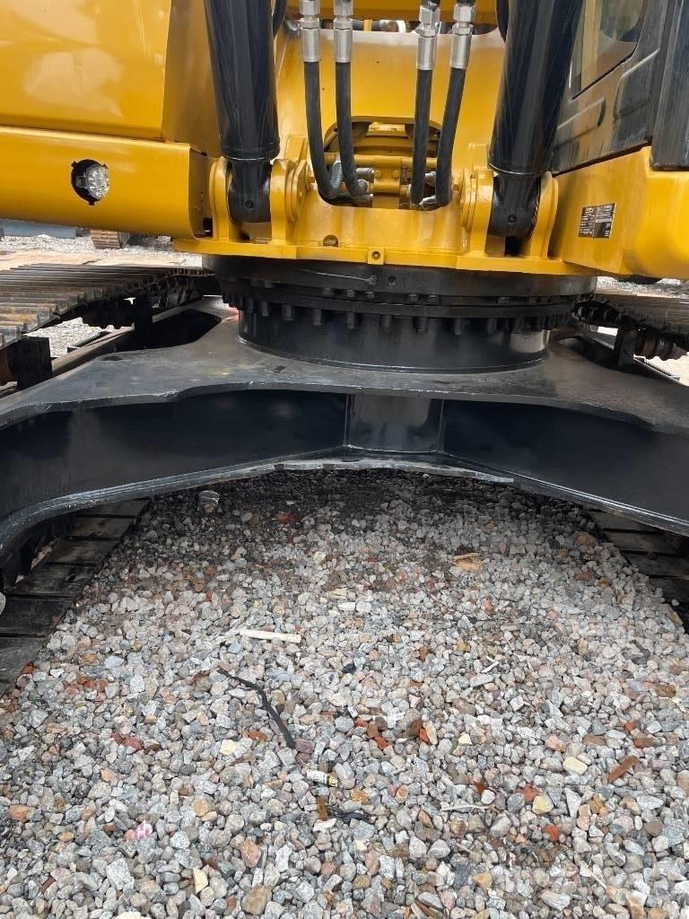 CAT 323GX Mini excavators  7t - 12t