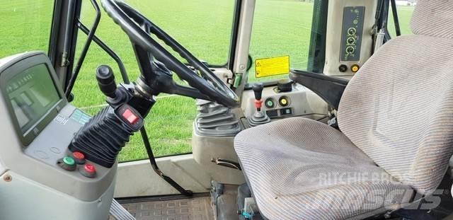 Fendt Xylon 520 Tractors