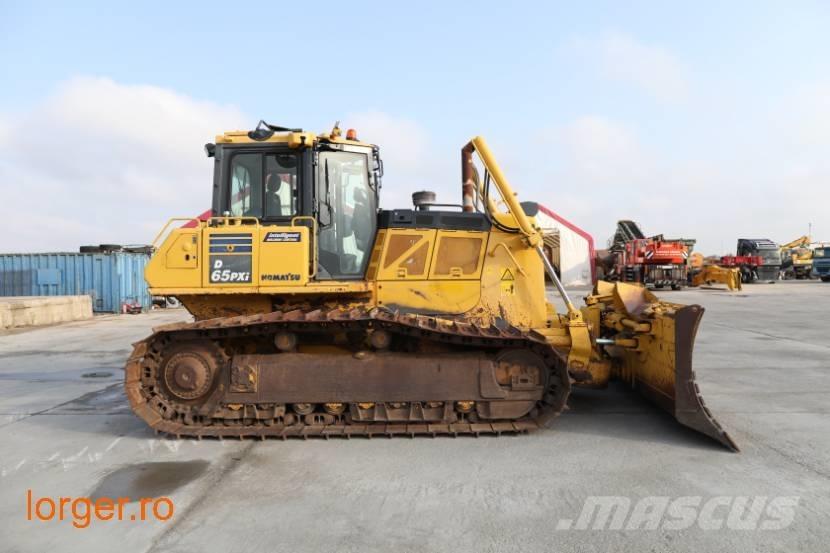 Komatsu D 65 PX-18 Crawler dozers