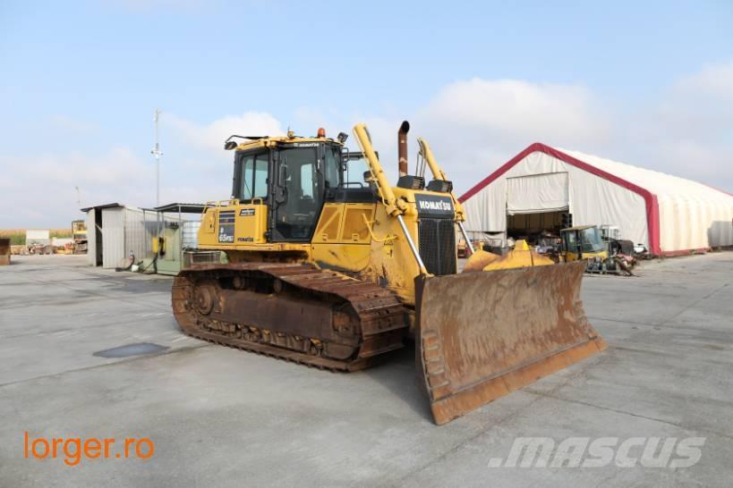 Komatsu D 65 PX-18 Crawler dozers