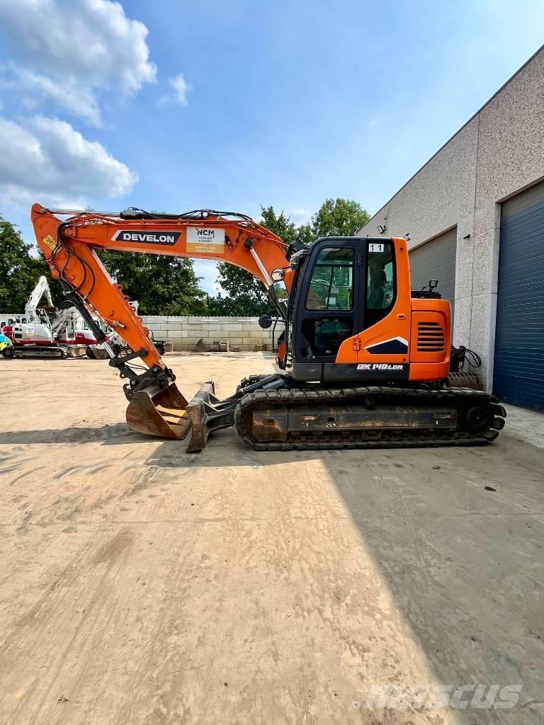 Develon DX 140 LCR-7 Crawler Excavators