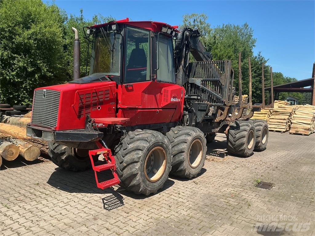 Komatsu 840 TX Forwarders