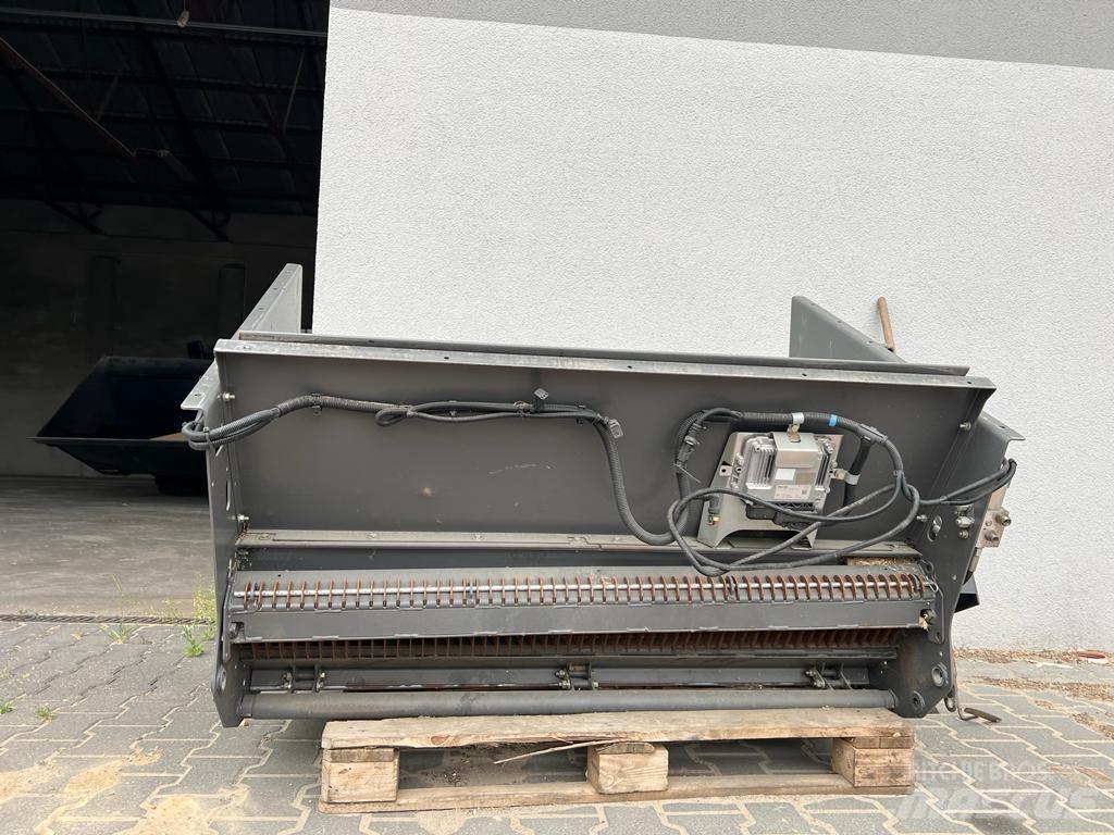 Claas Lexion 750 Combine Attachments