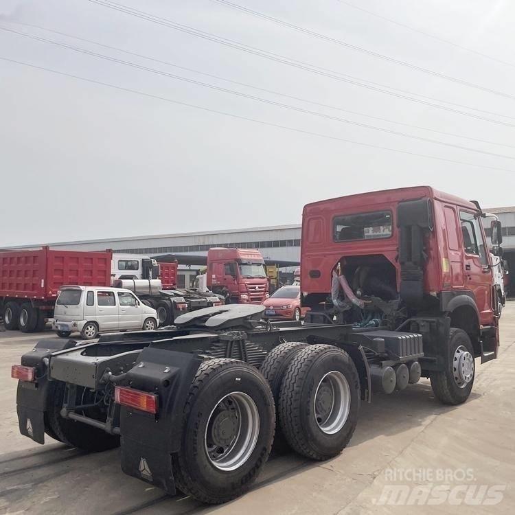 Howo 420 6x4 Conventional Trucks / Tractor Trucks
