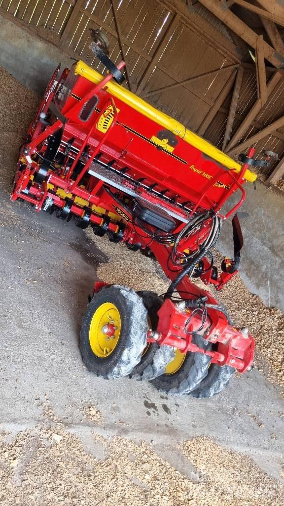 Väderstad Rapid 300C Drills