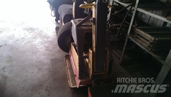 Dynapac LG500 Plate Compactors