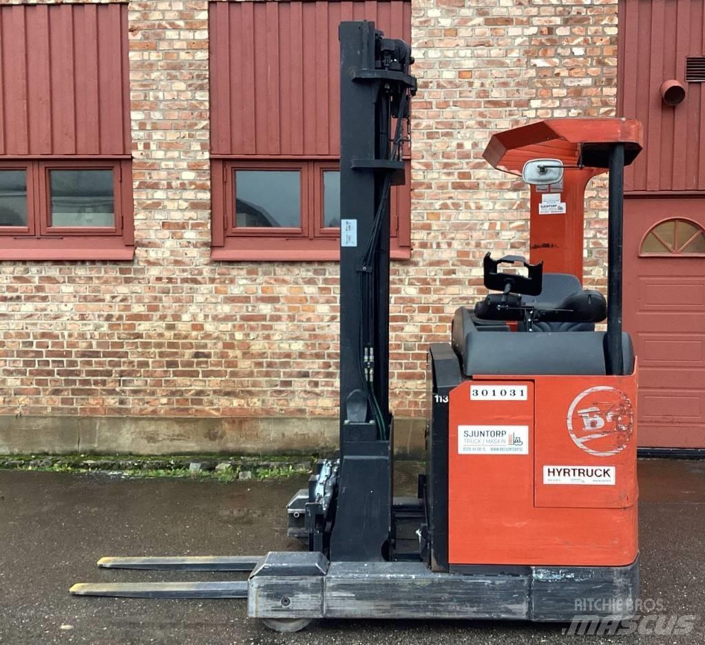 BT RR E 2 Reach trucks