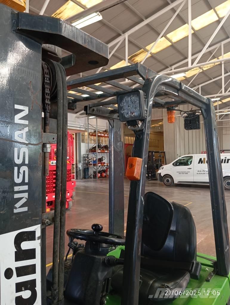 Nissan 1N1L180Q Diesel Forklifts