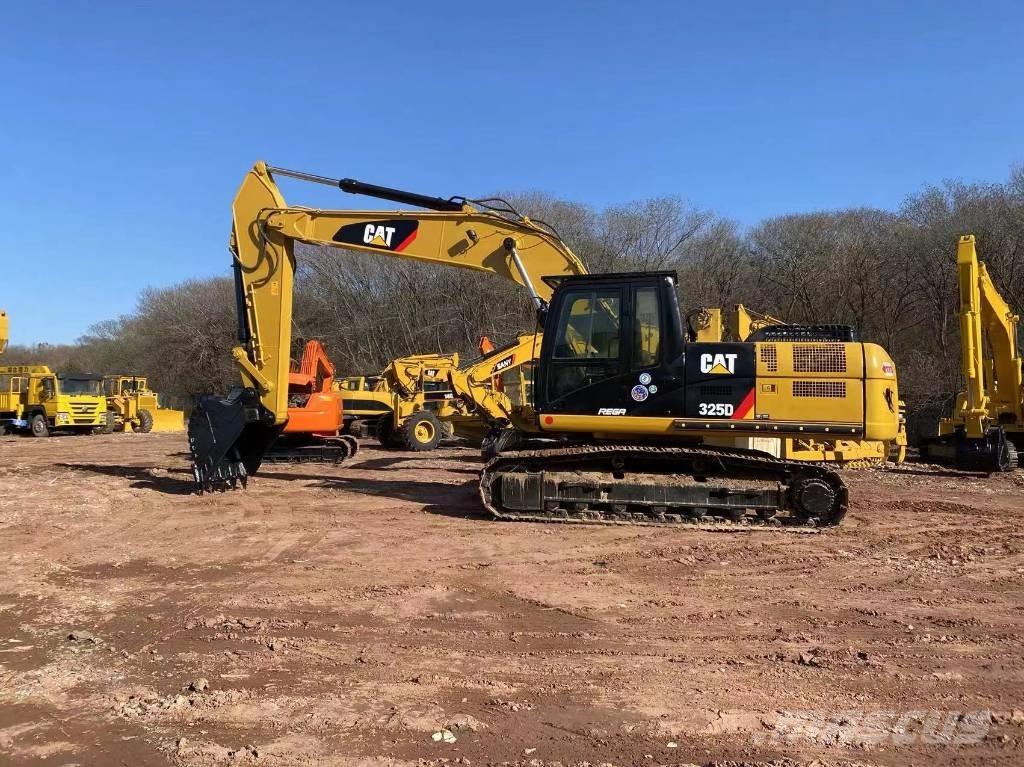 CAT 325 D Crawler Excavators