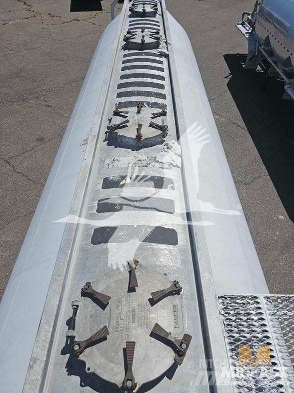 Heil  Tanker Trailers