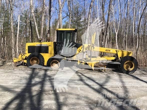 John Deere 770 Motor Graders