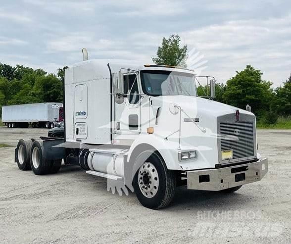 Kenworth T800 Conventional Trucks / Tractor Trucks
