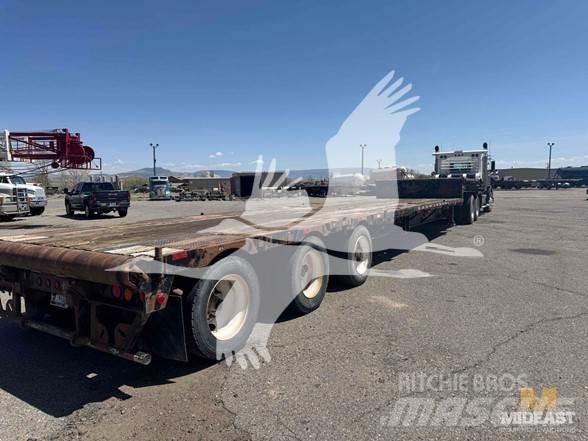 Manac  Lowboy Trailers