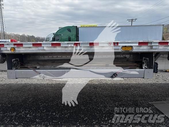 Reitnouer  Flatbed Trailers