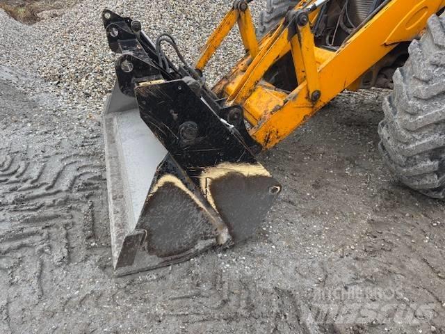 JCB 4 CX Backhoe Loaders