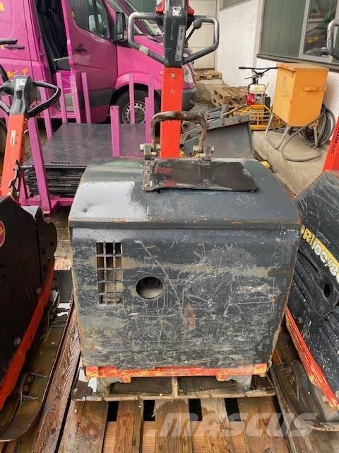 Bomag BPR 100/80 D Plate Compactors