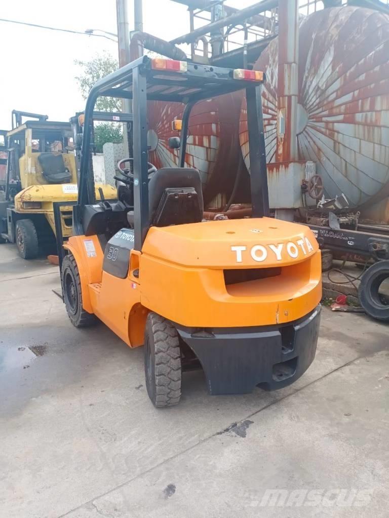 Toyota FD 30 Diesel Forklifts