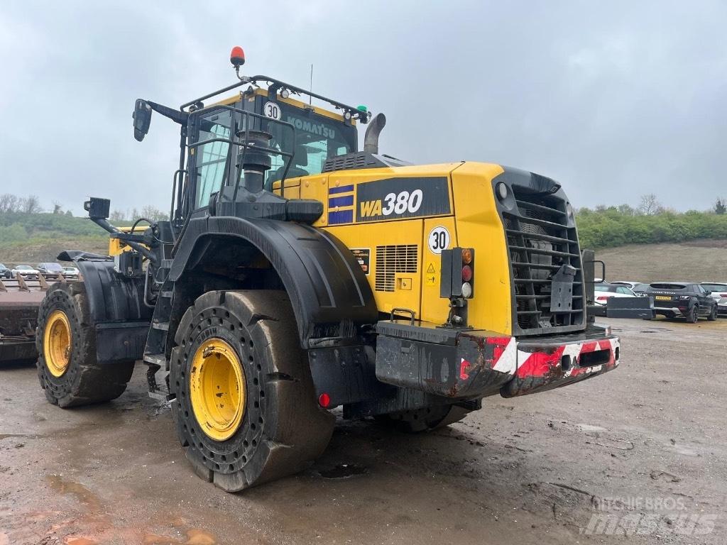 Komatsu WA380-8E0 Wheel Loaders
