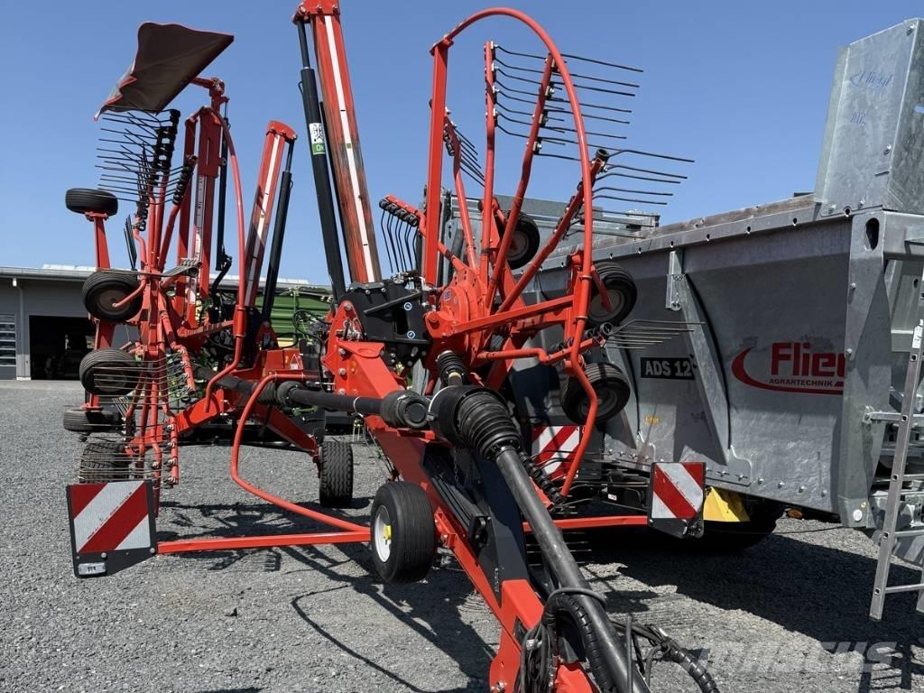 Kuhn GA 8030 Swathers \ Windrowers