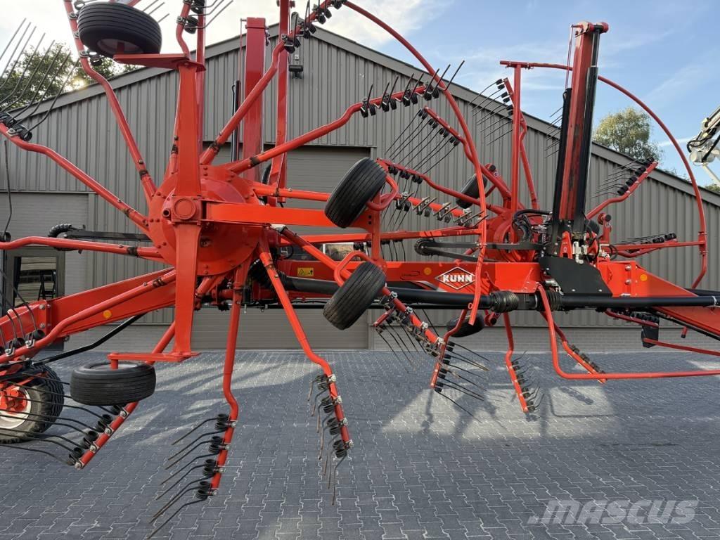 Kuhn GA 8030 Swathers \ Windrowers