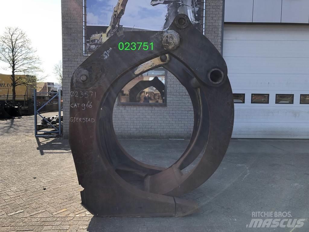 Volvo Wood clamp Roll clamps
