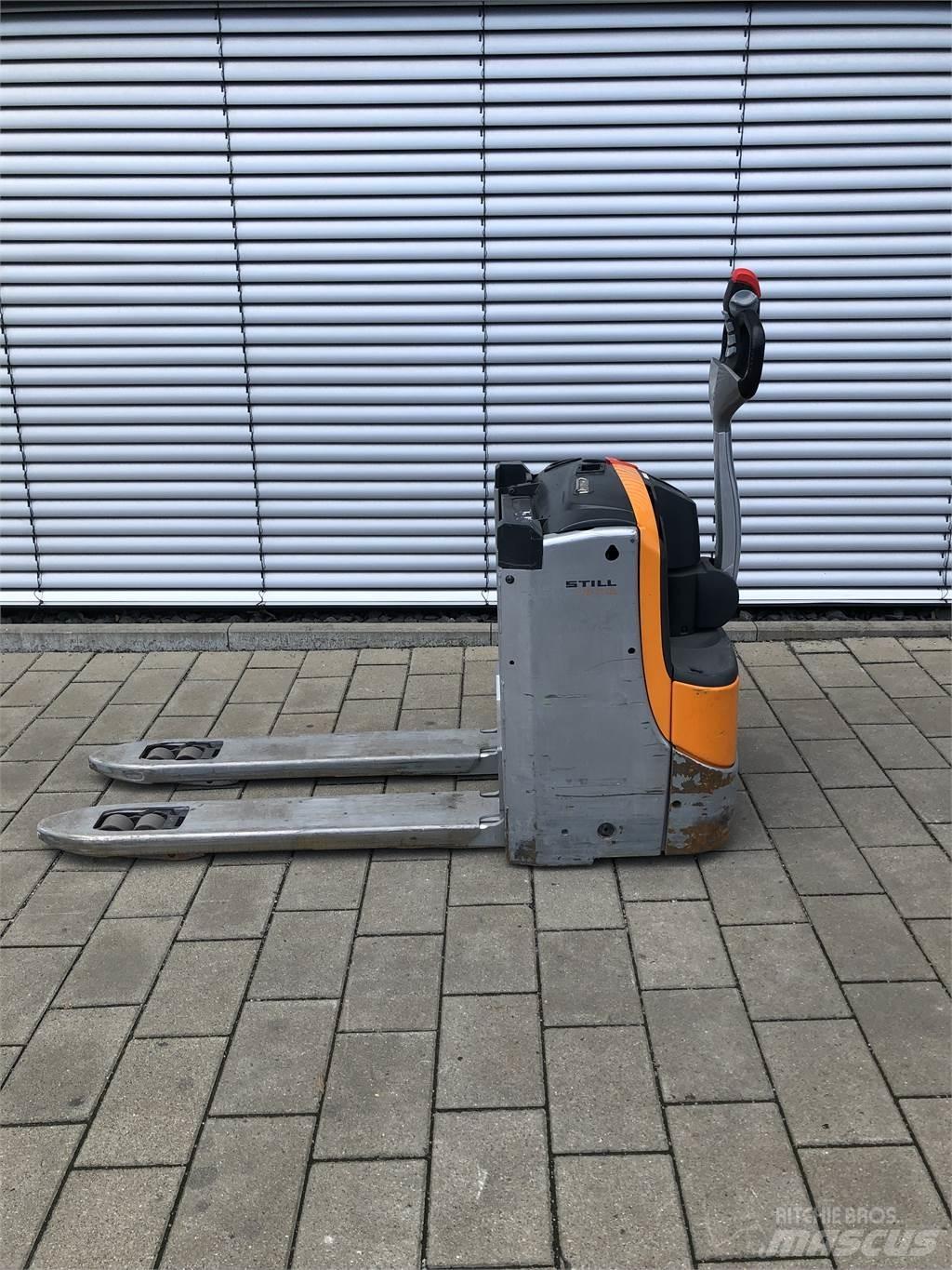Still EXU-H18 Low lifter