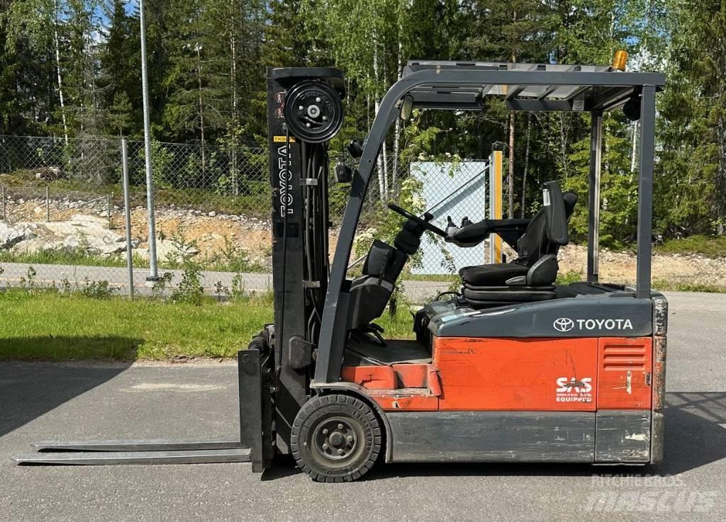 Toyota 7 FBEF 16 Electric Forklifts