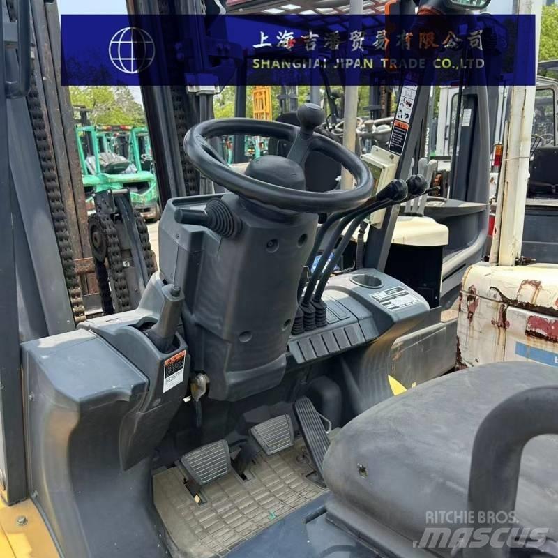 CAT DP 35 N Diesel Forklifts