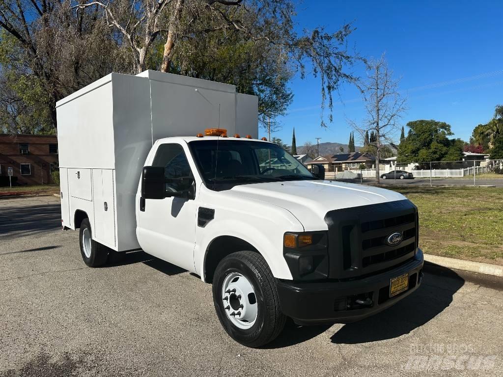 Ford F 350 SD Pickup Trucks
