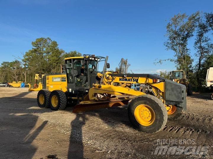 Komatsu GD 655-6 Motor Graders