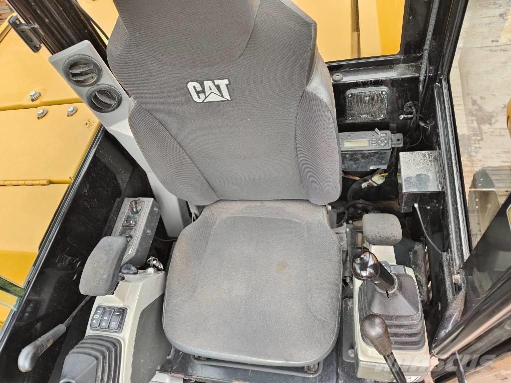 CAT 305.5 E2 Mini Excavators <7t (Mini Diggers)