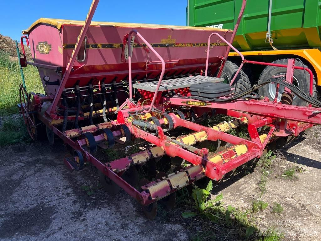 Väderstad Rapid400C Drills