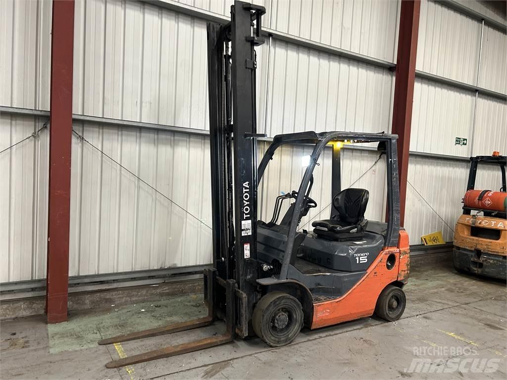 Toyota 02-8FDF15 Diesel Forklifts