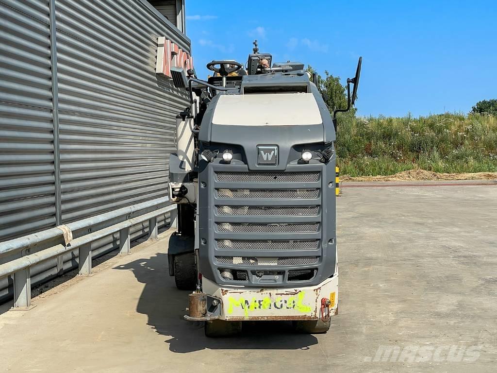 Wirtgen W 50 RI Asphalt cold milling machines
