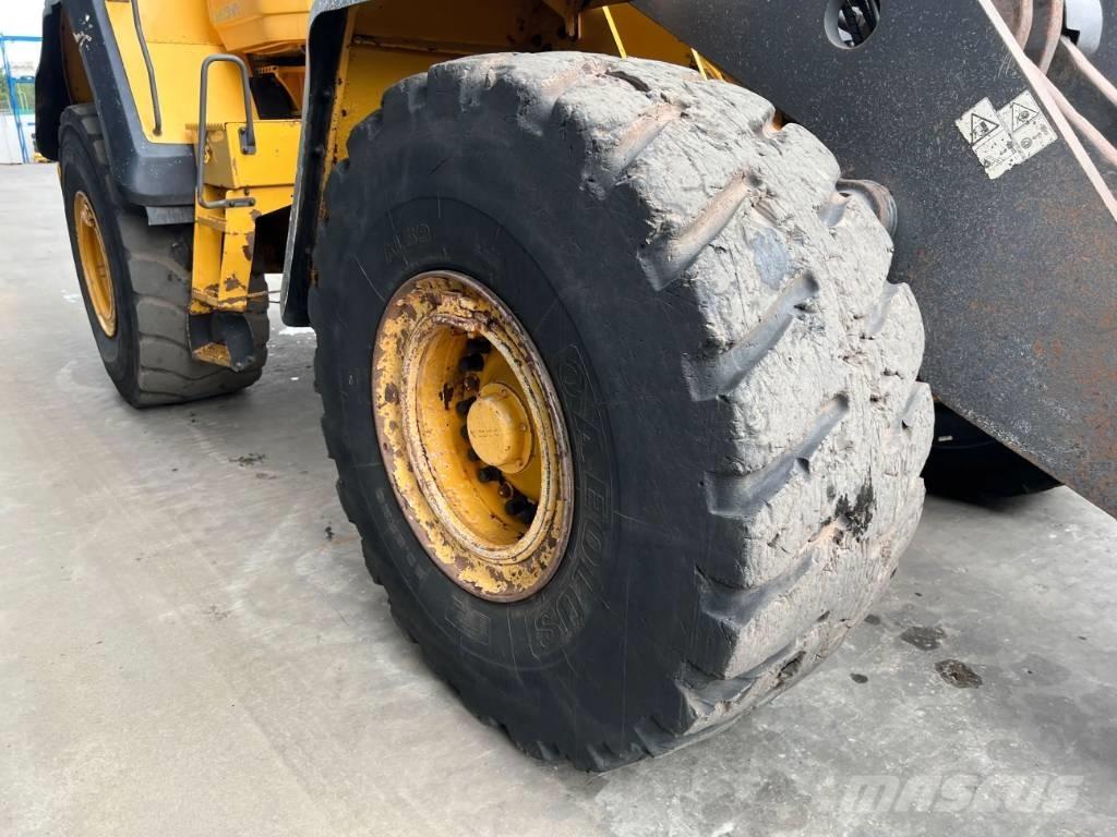 Volvo L180G Wheel Loaders