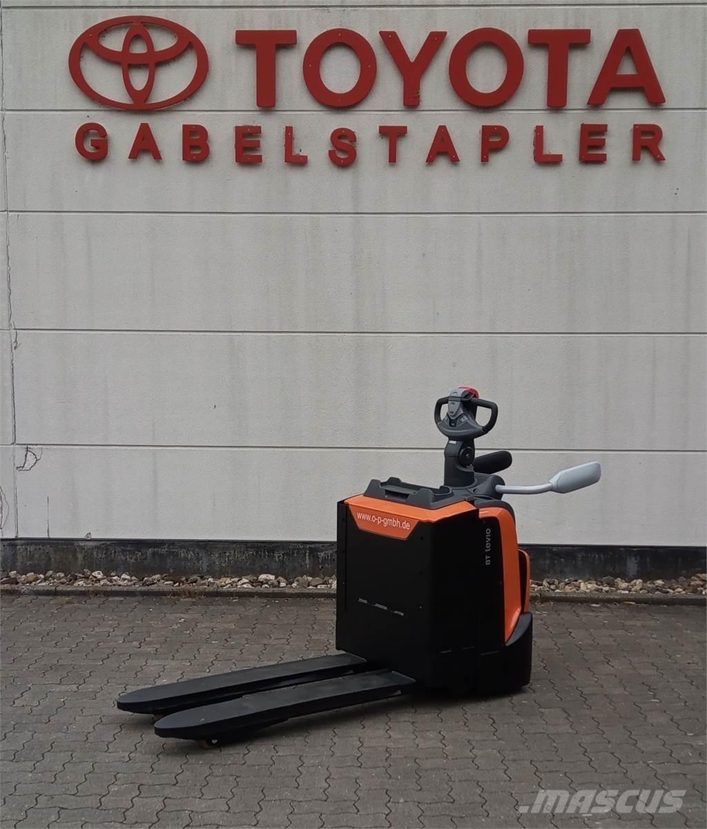 Toyota LPE200 Low lifter