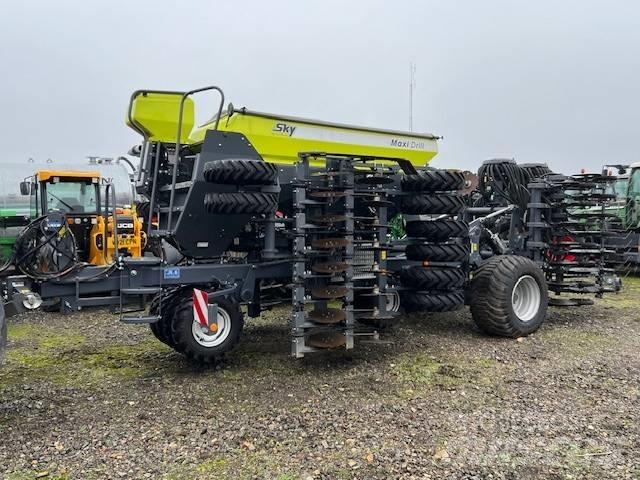  SKY MAXIDRILL Farm Drills