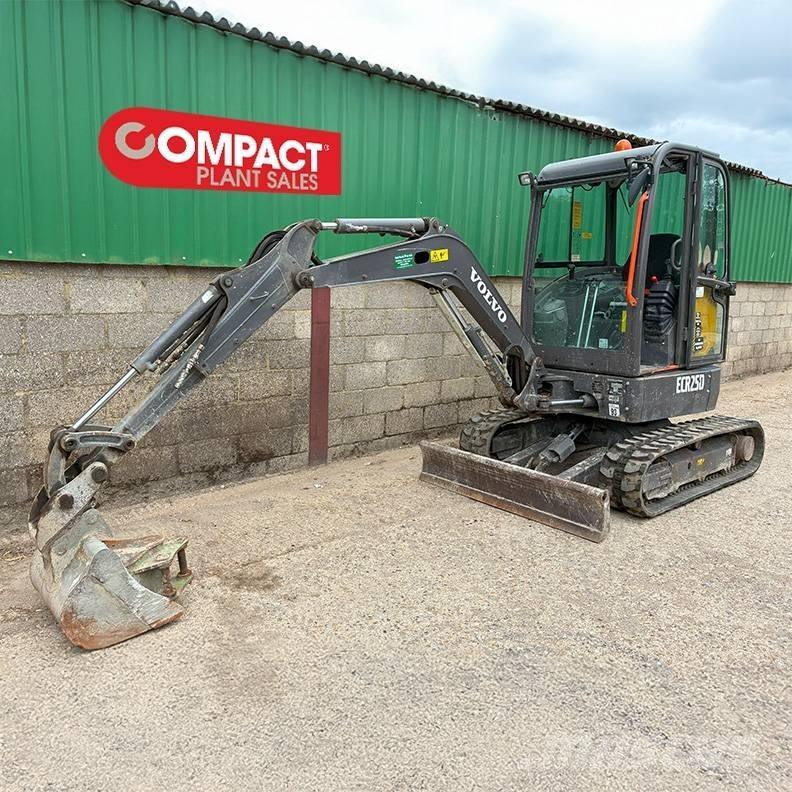 Volvo ECR25D Mini Excavators <7t (Mini Diggers)