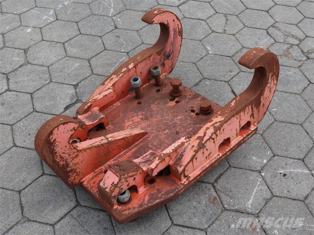  SMP-ANBAUPLATTE Farm Equipment - Others