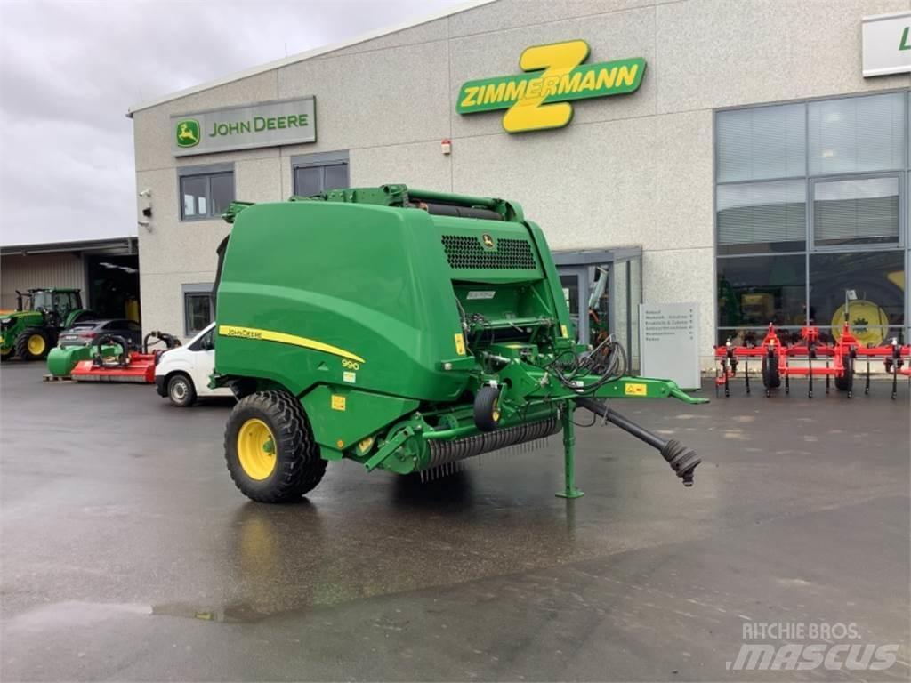 John Deere 990 Round Balers