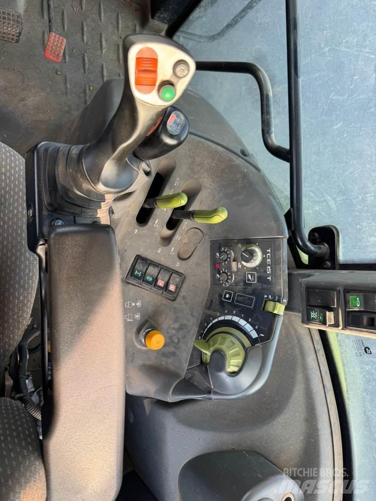 CLAAS ARION 420 Tractors