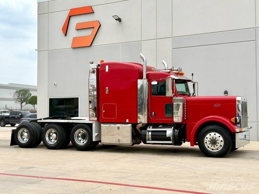 Peterbilt 379 Conventional Trucks / Tractor Trucks