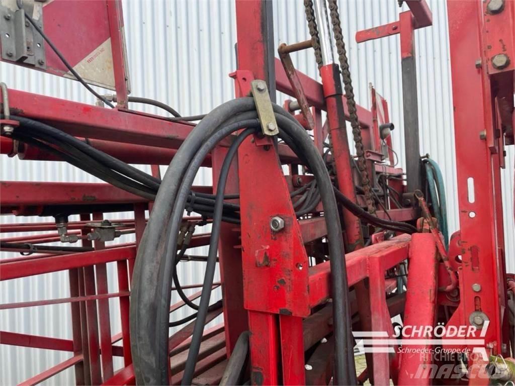 Holder IN 361 Trailed sprayers