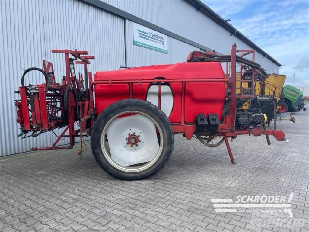 Holder IN 361 Trailed sprayers