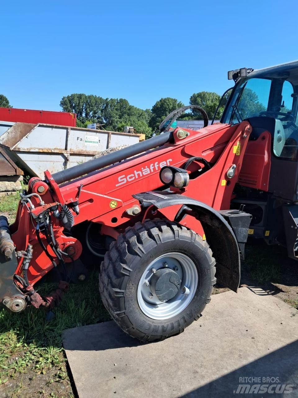 Schäffer 6680 T Mini Loader