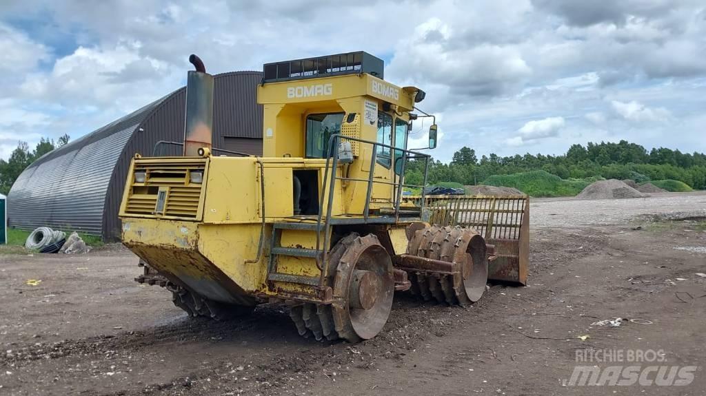 Bomag BC 571 RB Landfill compactors